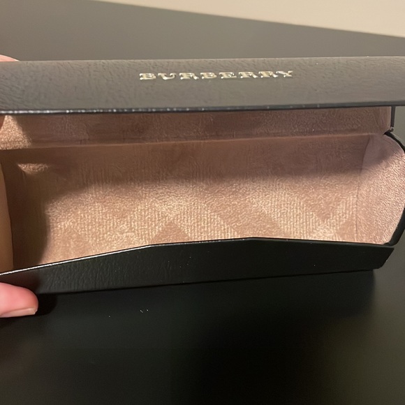 Burberry Frames B 2073 Like New! - Picture 7 of 7